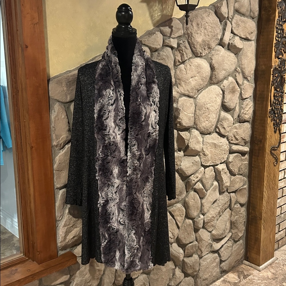 NWT Vine Street Apparel Luxury Faux Fur Open Drape Cardigan